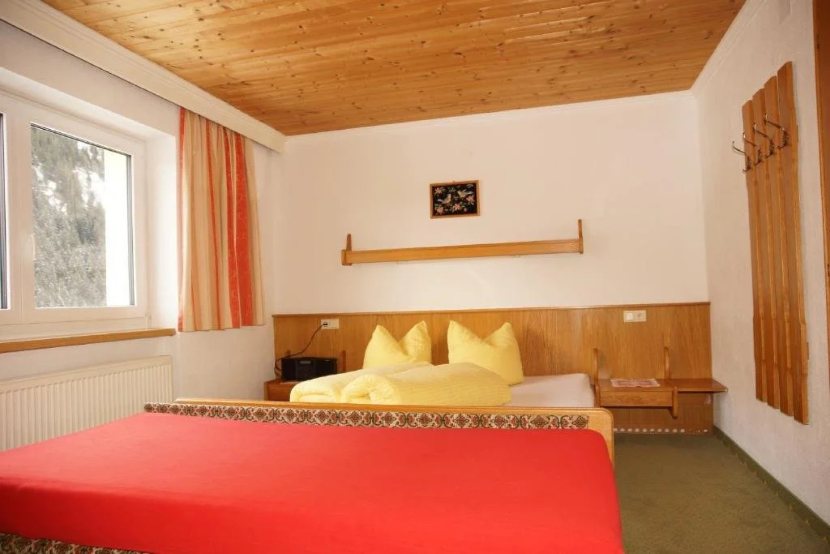 Apart Garni Dorfblick