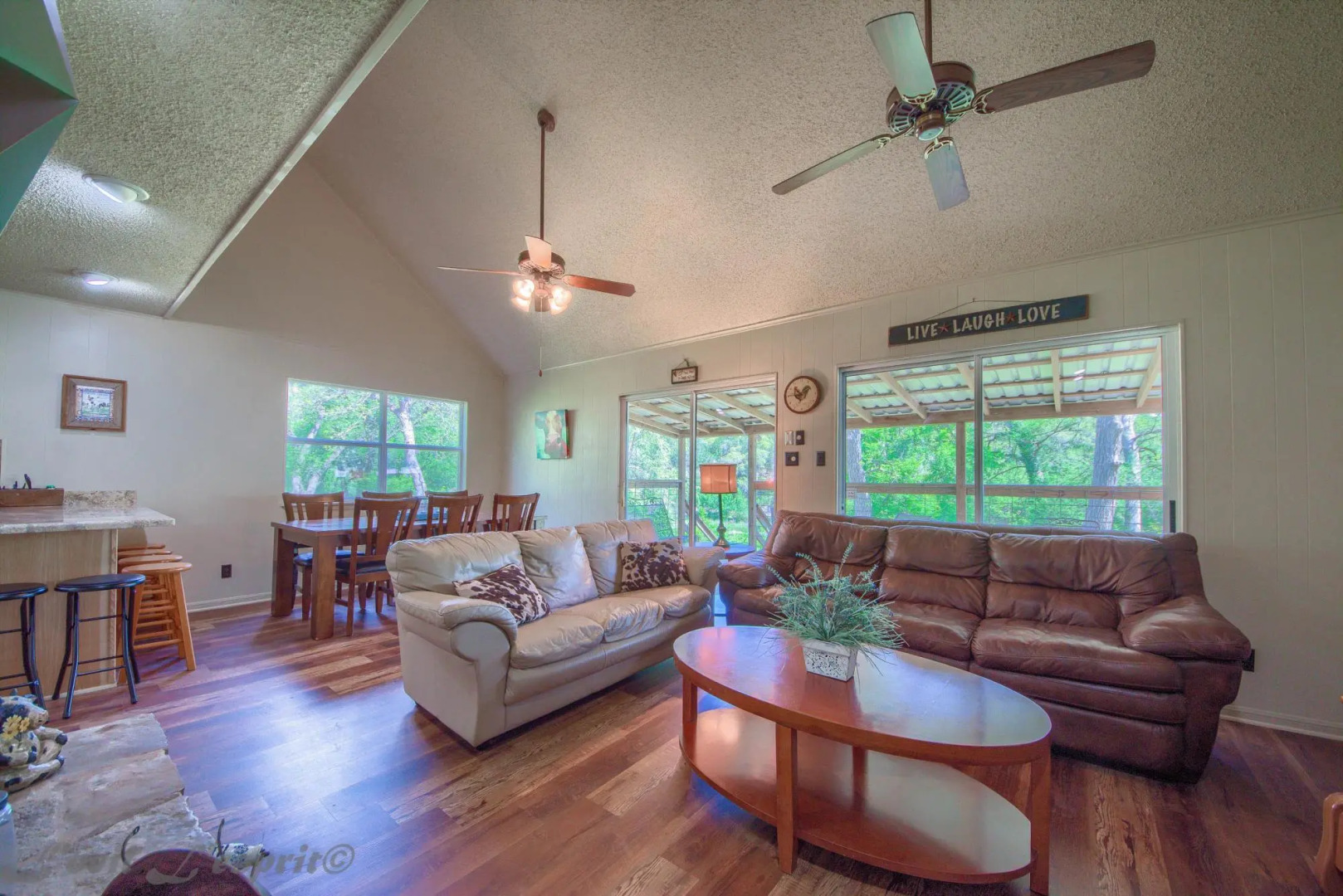 Red Barn Cabin Rr9122rb Home