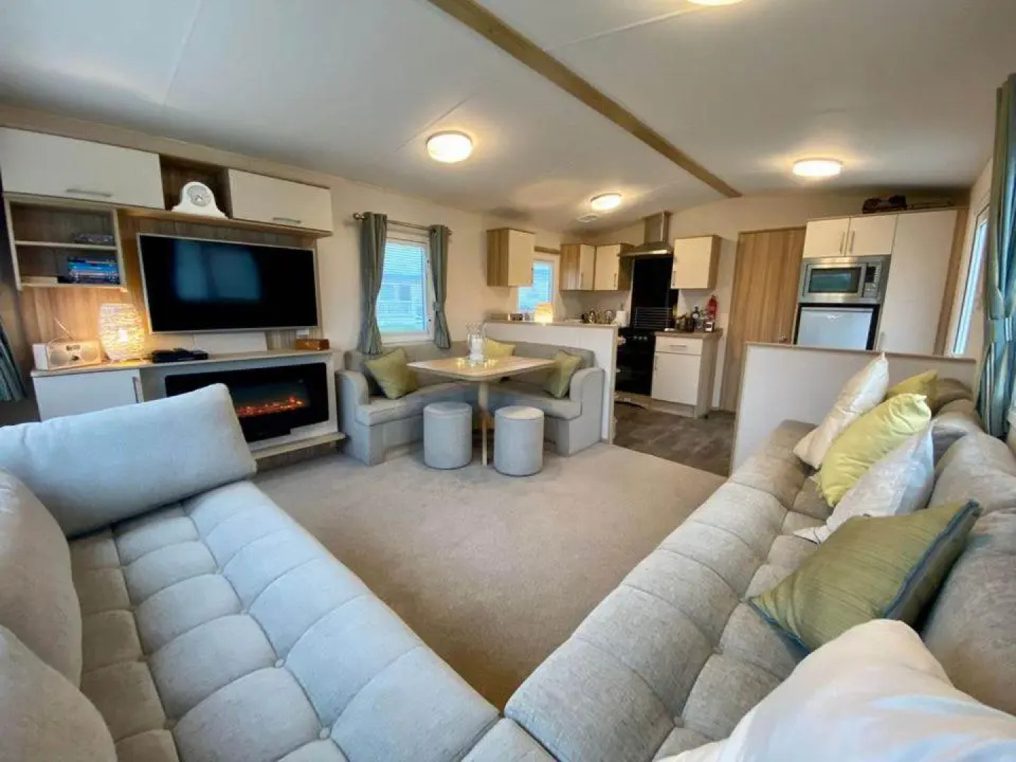 The Hudson @ Silversands