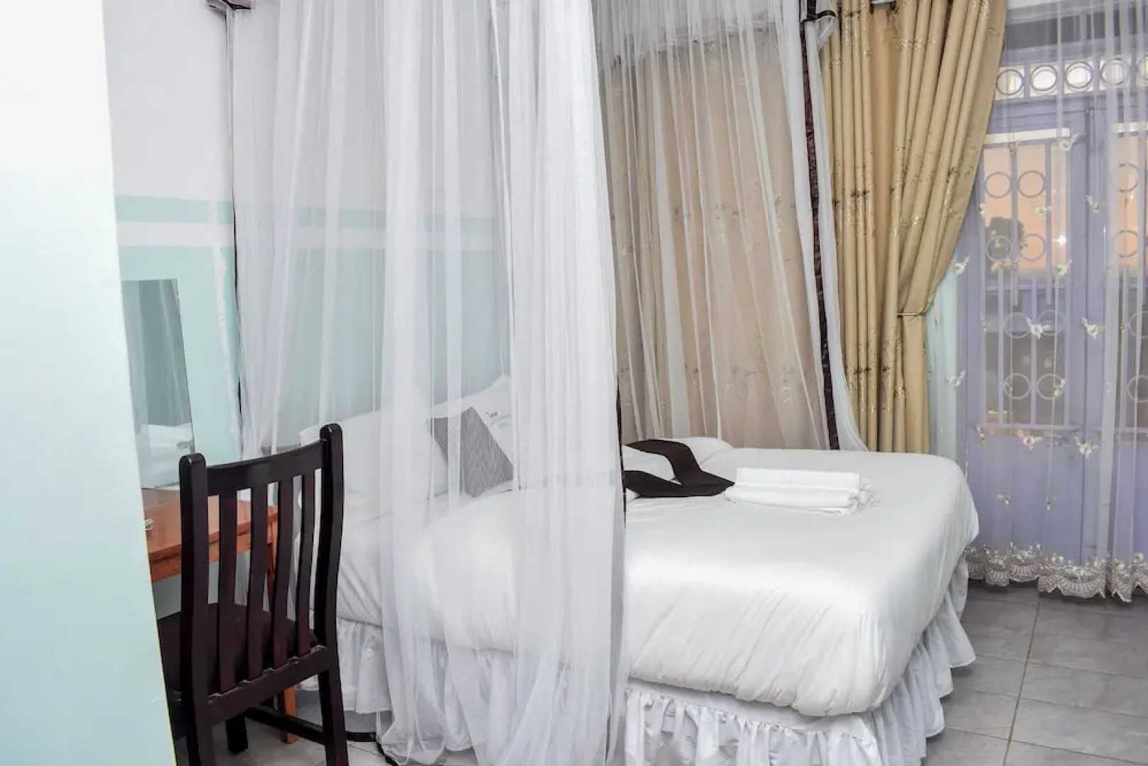 Glamour Apollo Hotel Webuye