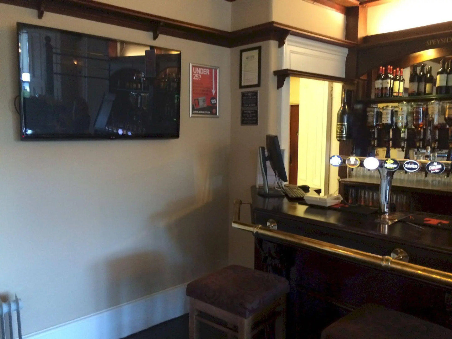 Taychreggan Hotel