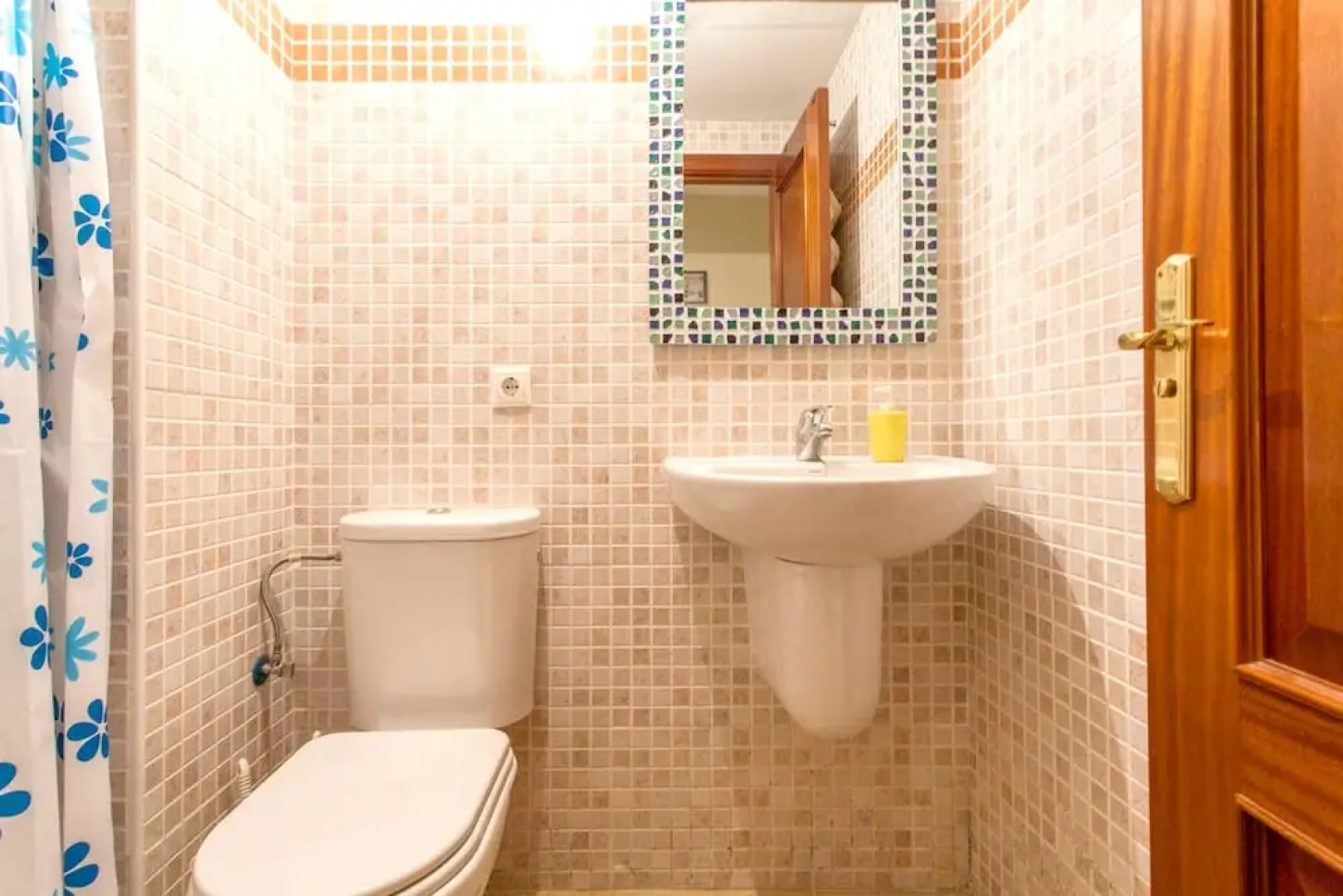 Apartment With 2 Bedrooms in Mairena del Aljarafe, With Shared Pool, Balcony and Wifi