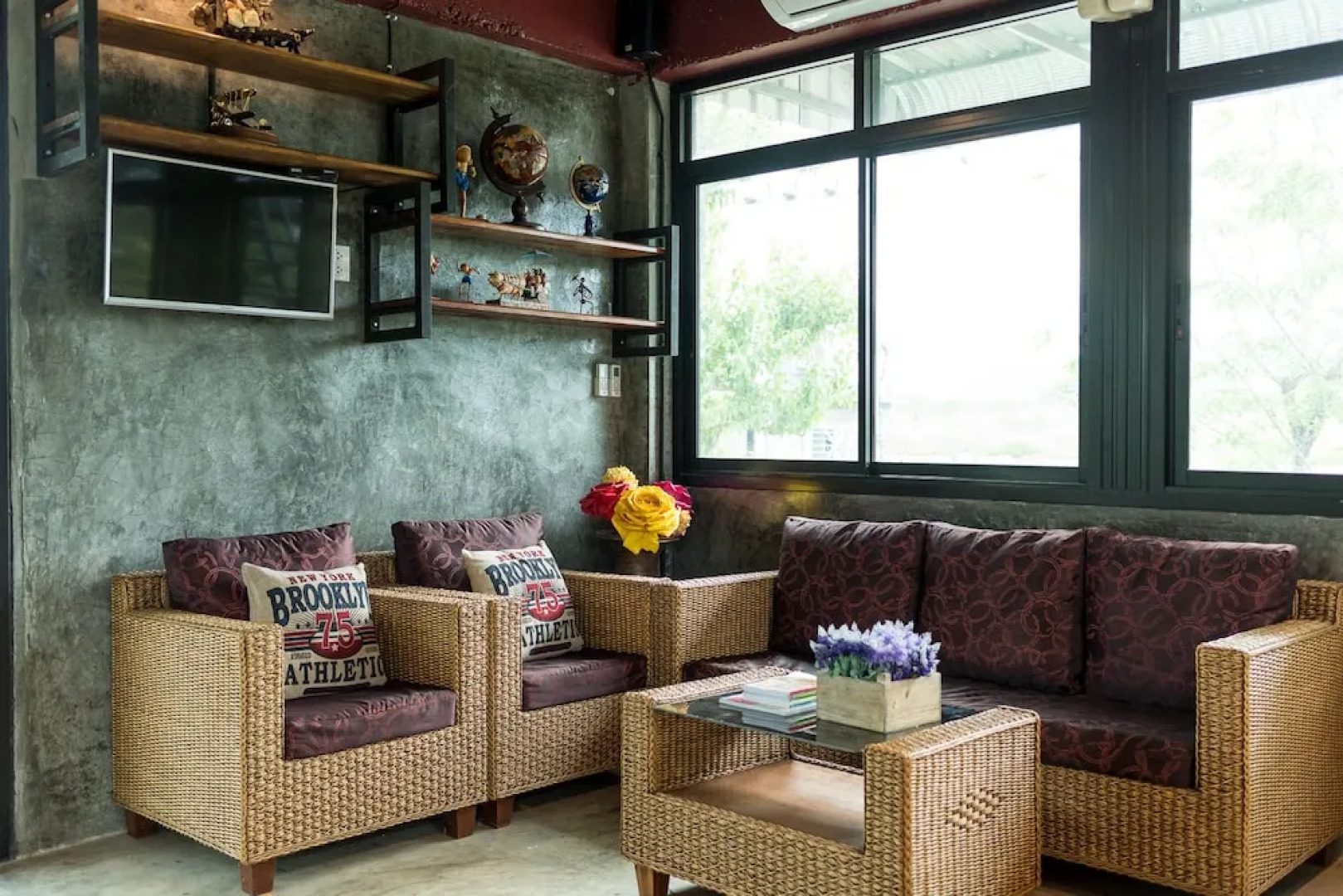 Alongkorn Farm and Resort