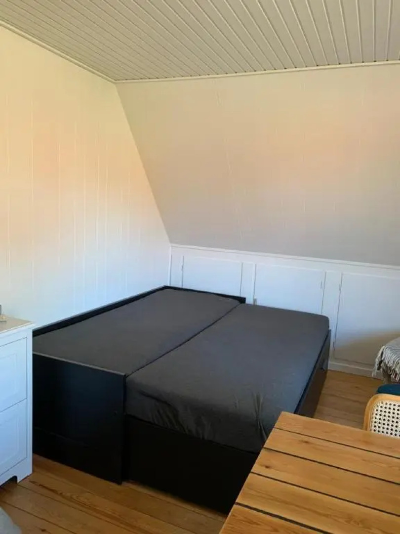 Selvbetjent lejlighed i centrum ved åen