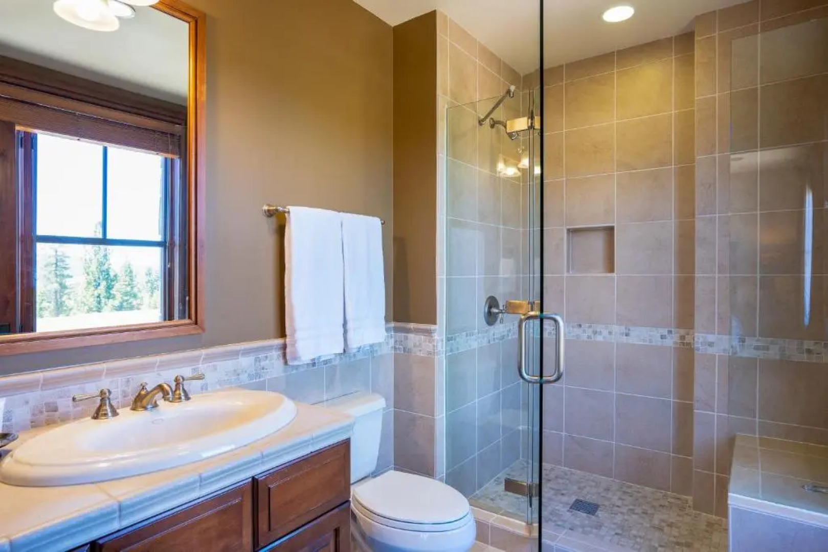 Reduce Rates w/ Skating Rink View in Northstar Village! Great Bear 404