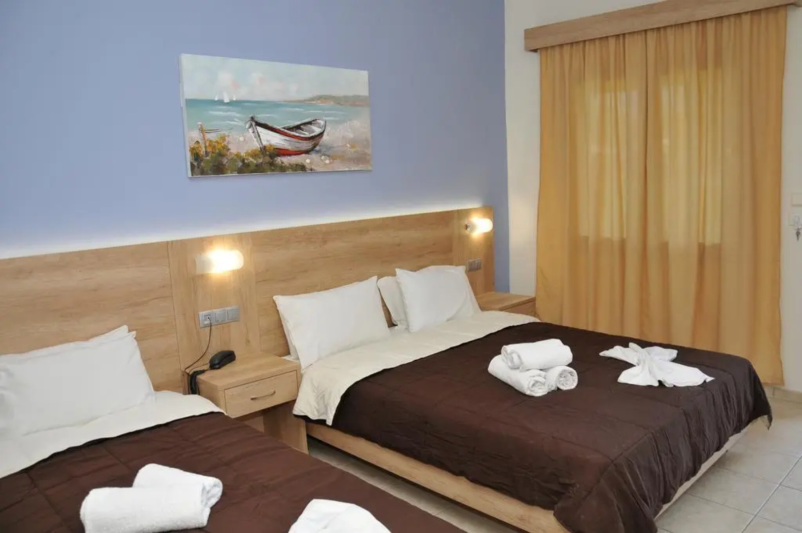 Denis Hotel and Bungalows