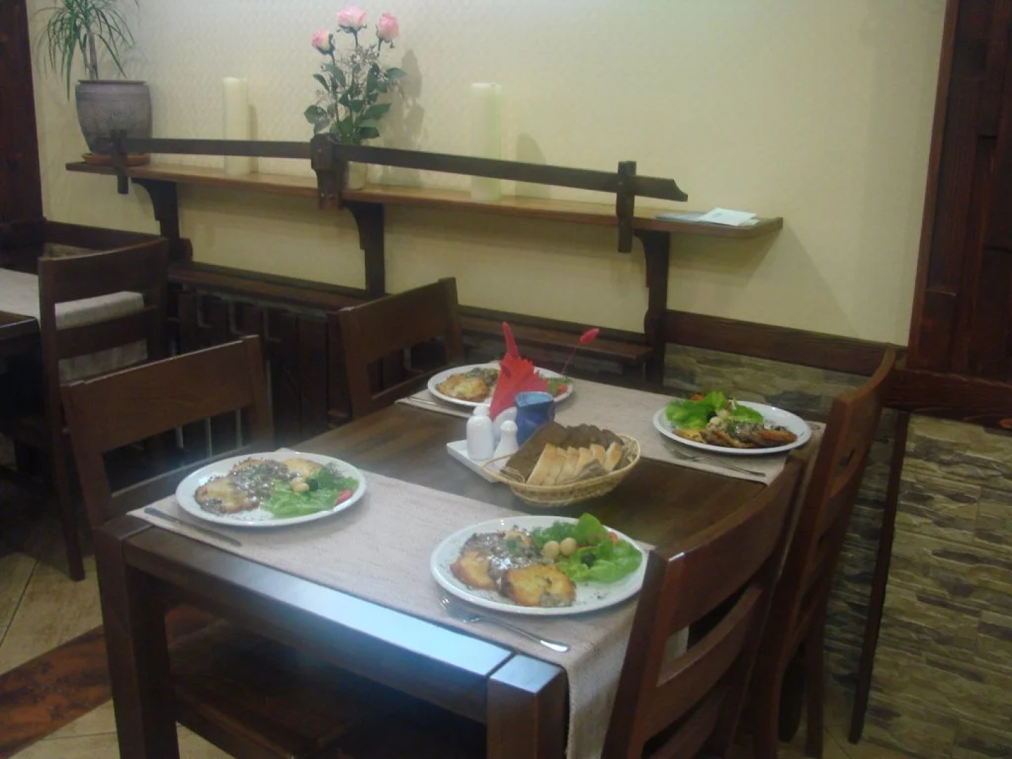 Club Visson Hotel & Restaurant Complex