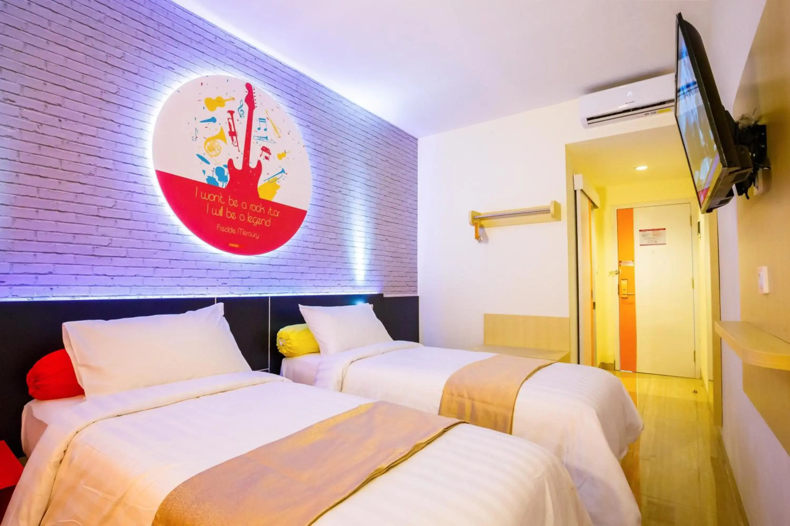 Front One Budget Muntilan