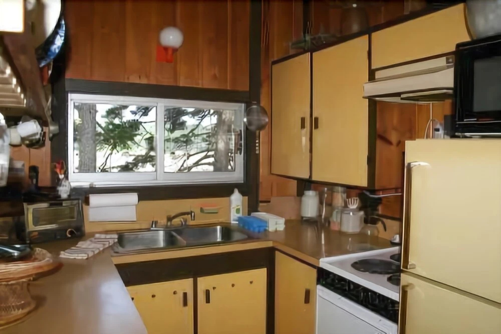 Cove View Cottage - Three Bedroom Home