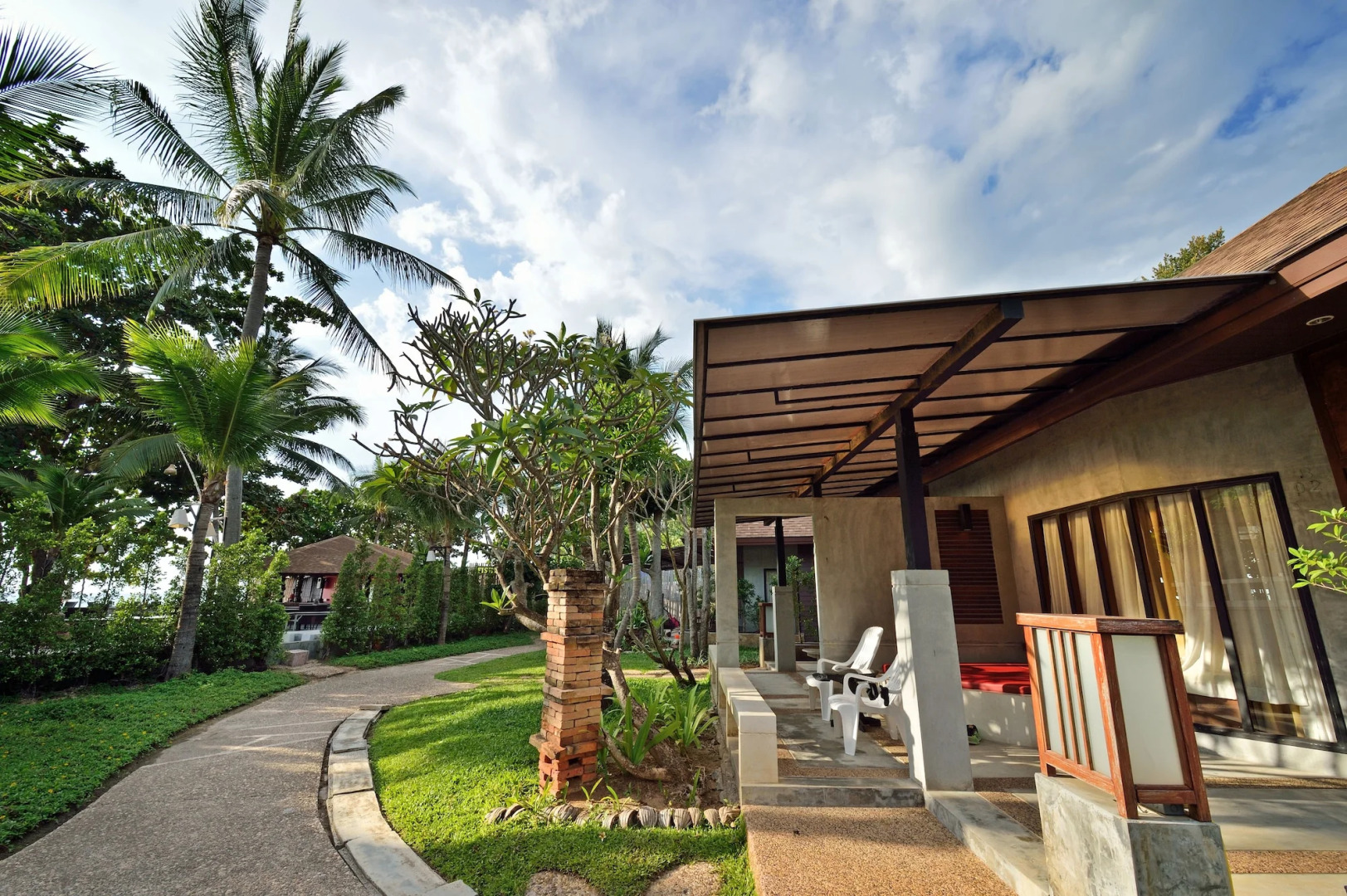 Lanta Sand Resort & Spa