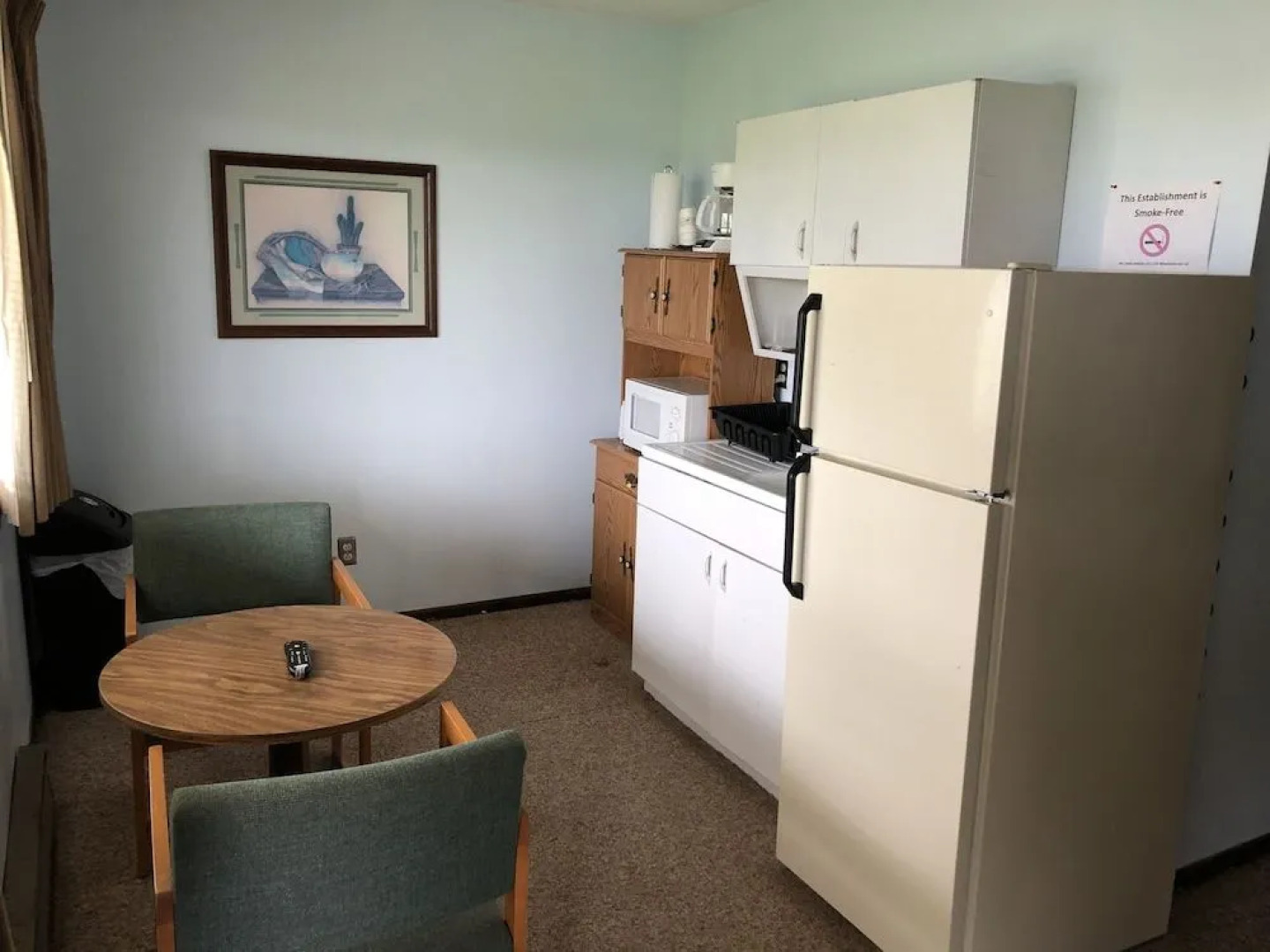 Edge O The Woods Motel