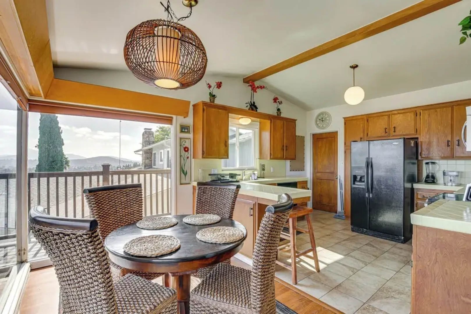 Mt. Nebo Oasis in La Mesa w/ Wraparound Deck