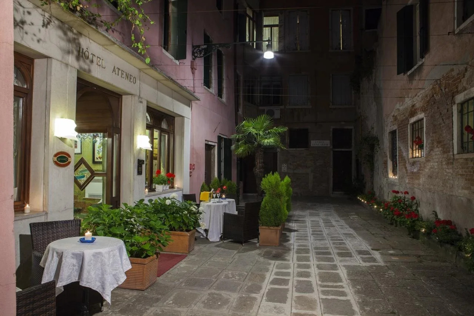 Hotel Ateneo