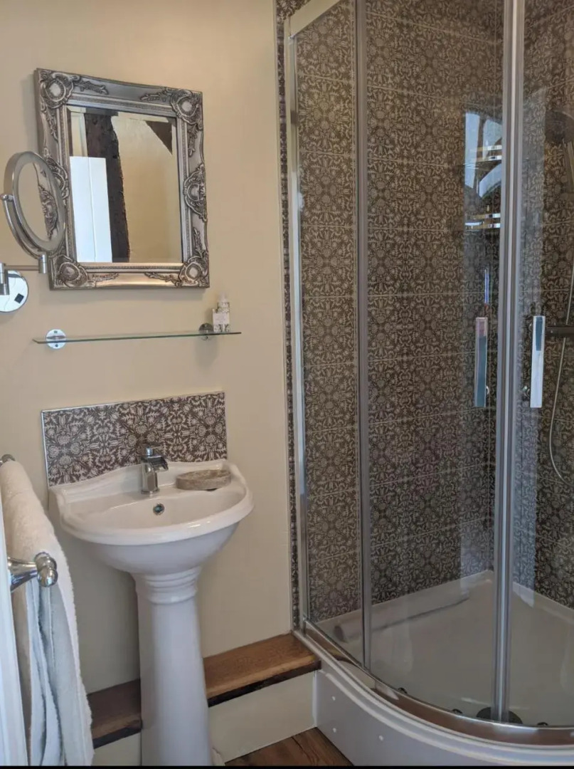 Worralls Grove Guest Farm House