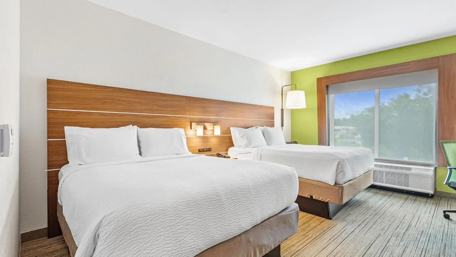 Holiday Inn Express & Suites Mobile - University Area by IHG