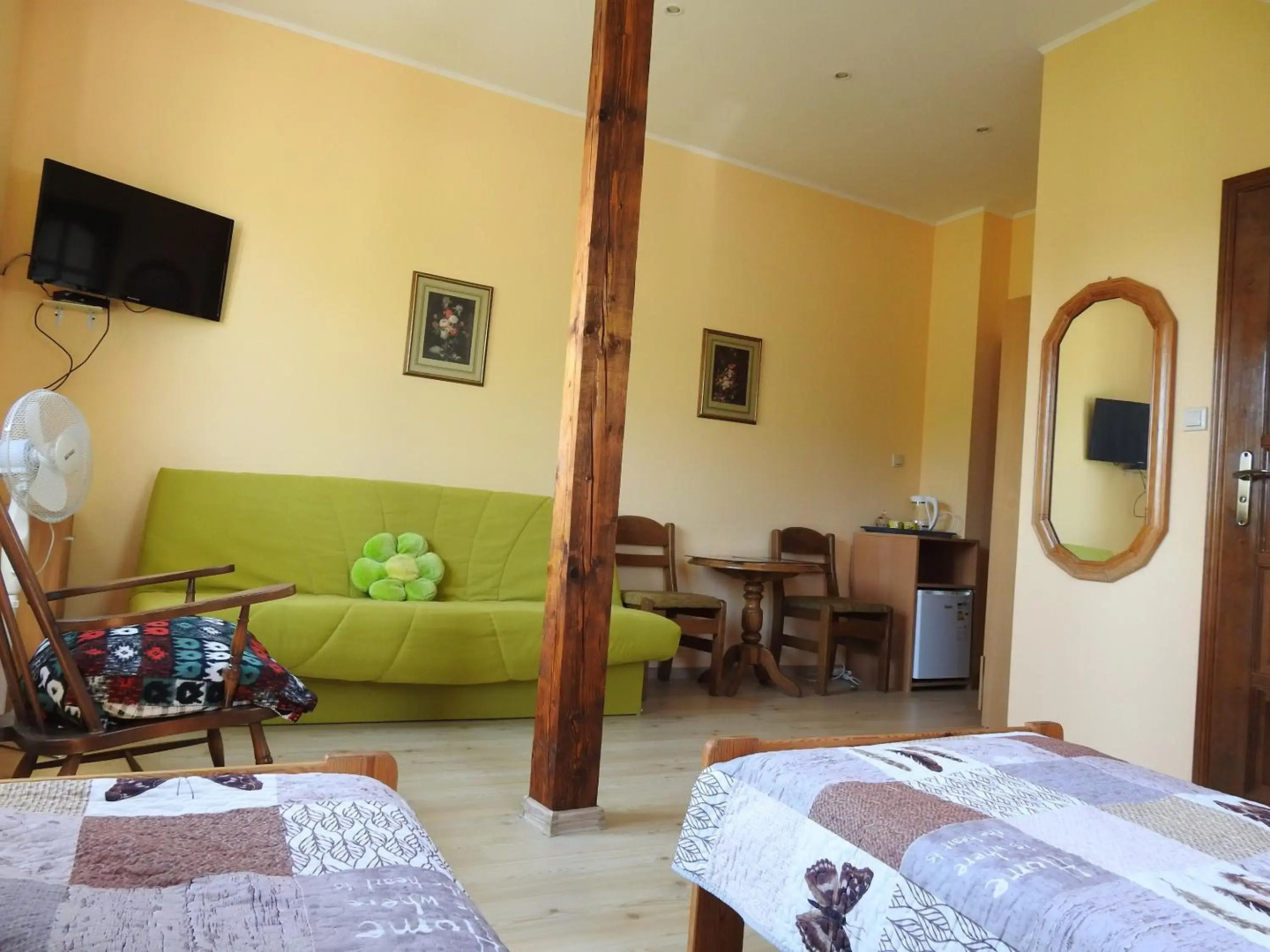 Pokoje gościnne " Przysiółek"