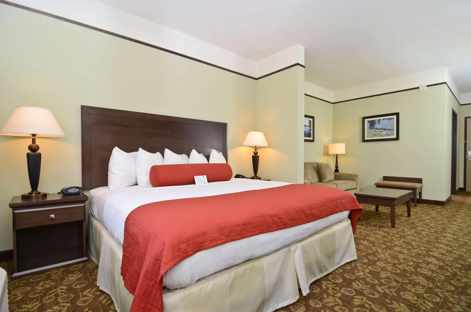 Best Western Plus Emory At Lake Fork Inn & Suites