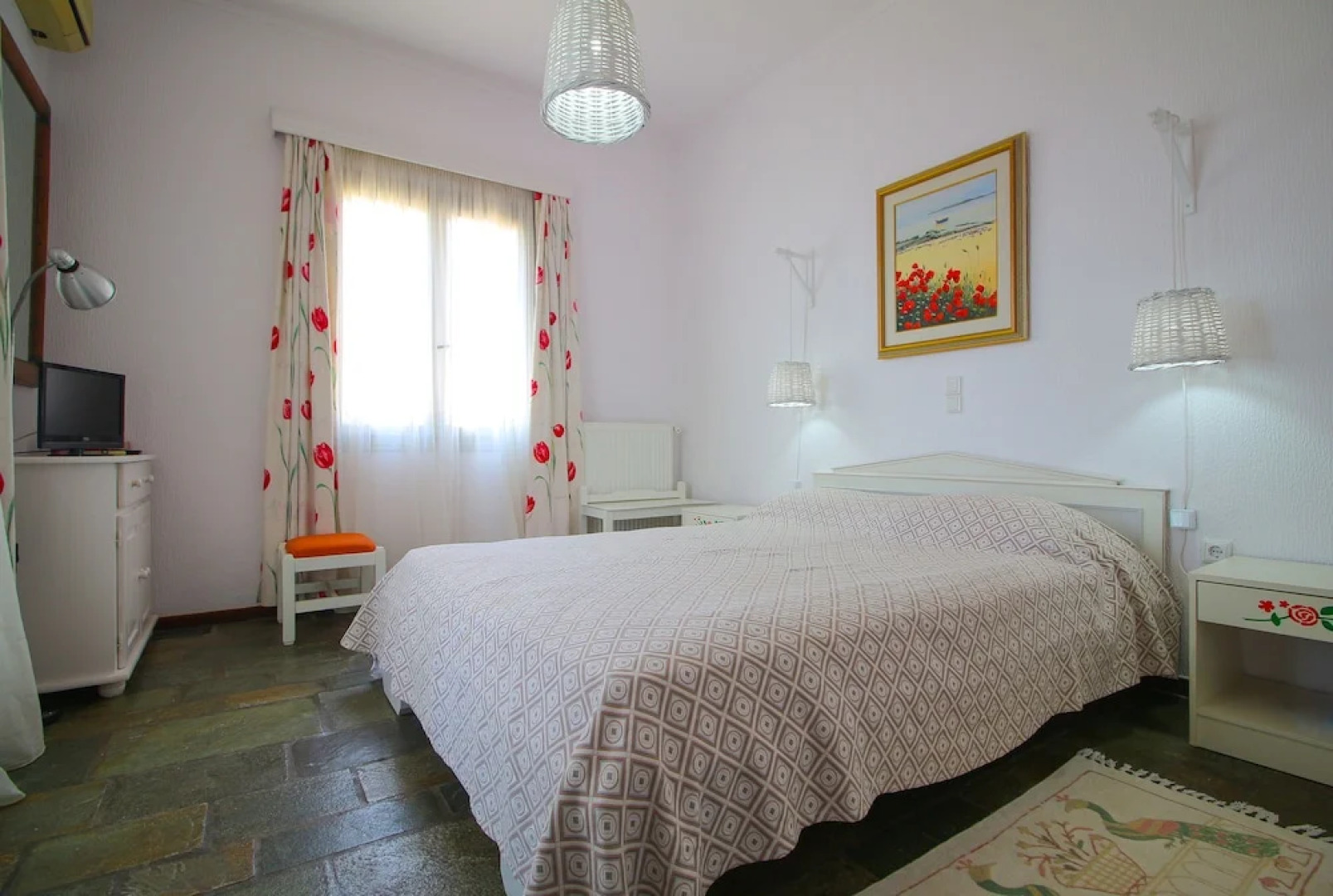 Home with View of Agios Ioannis in Tinos