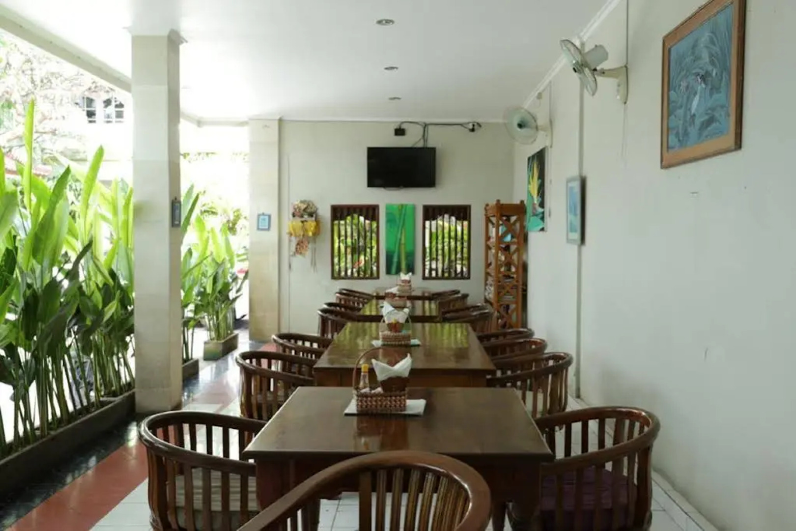 RedDoorz @ Werkudara Legian