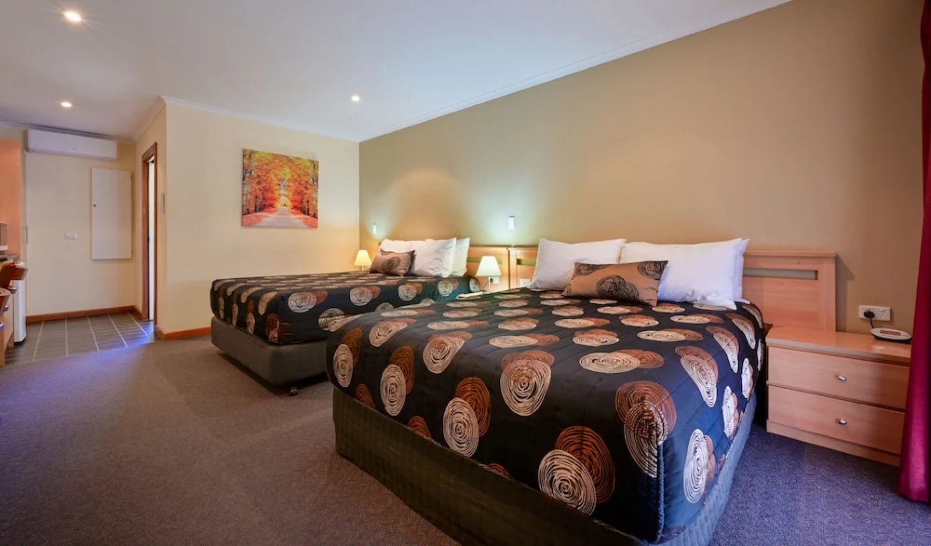 Westland Hotel Motel