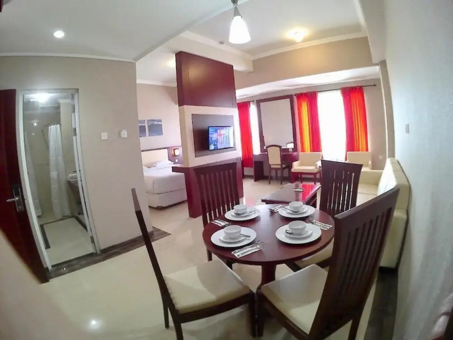 Hotel Tosan Solo Baru