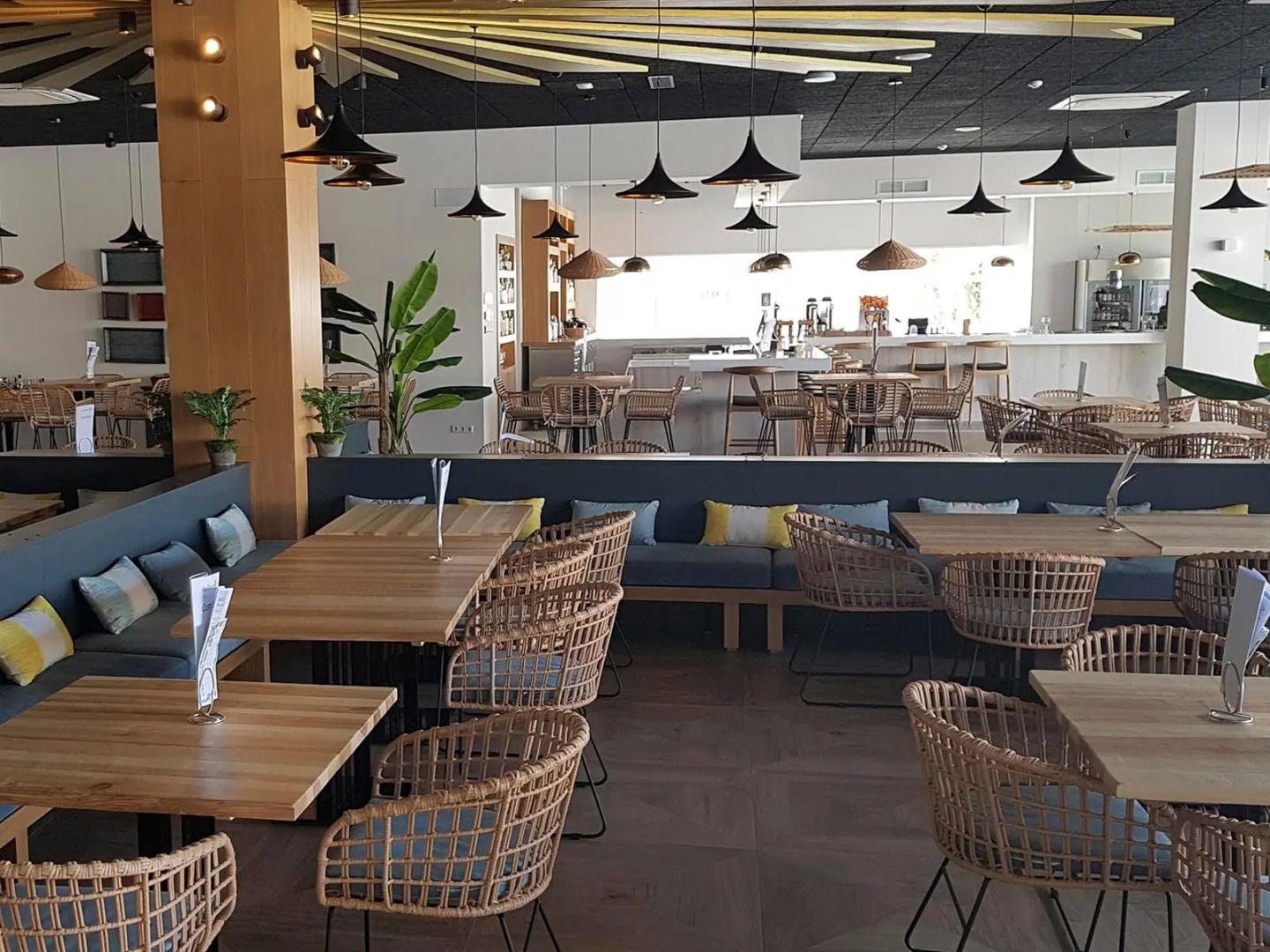 Playa De La Luz Hotel