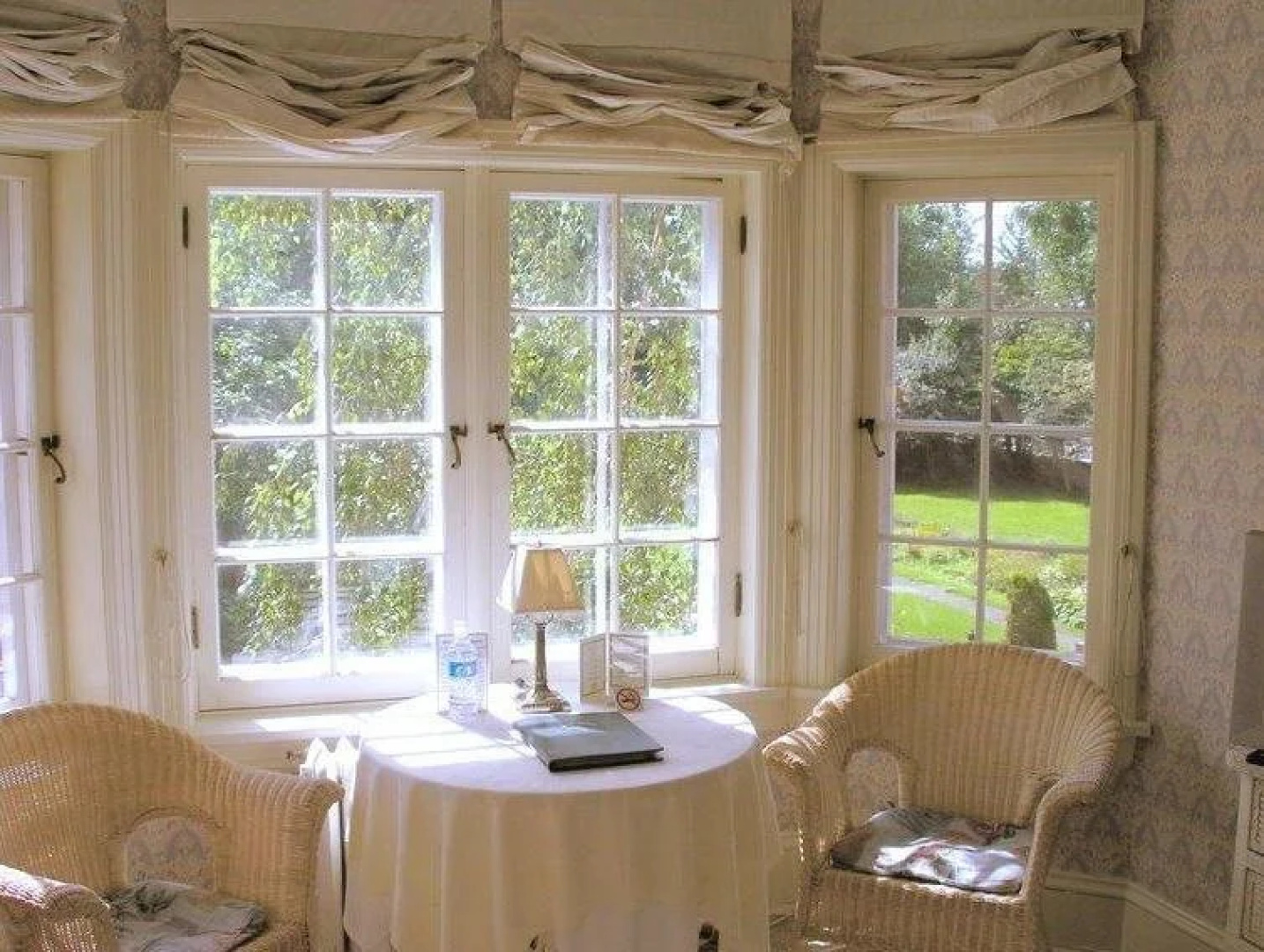 Perth Manor Boutique Hotel