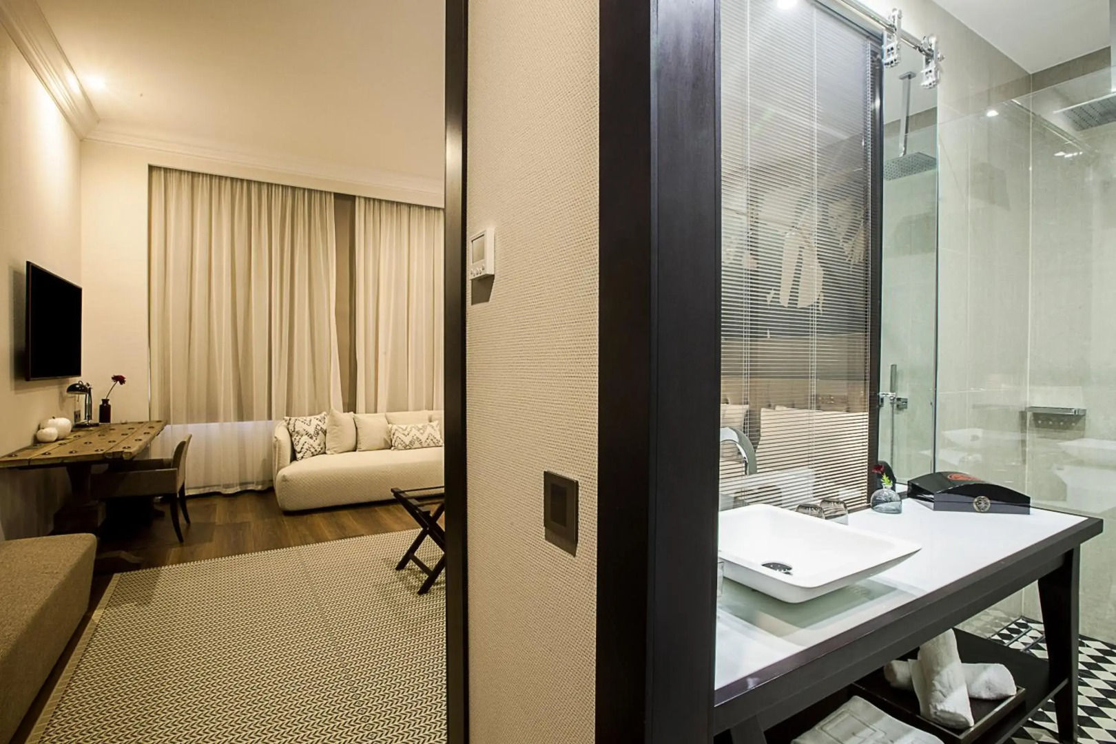 Quentin XL Potsdamer Platz Hotel