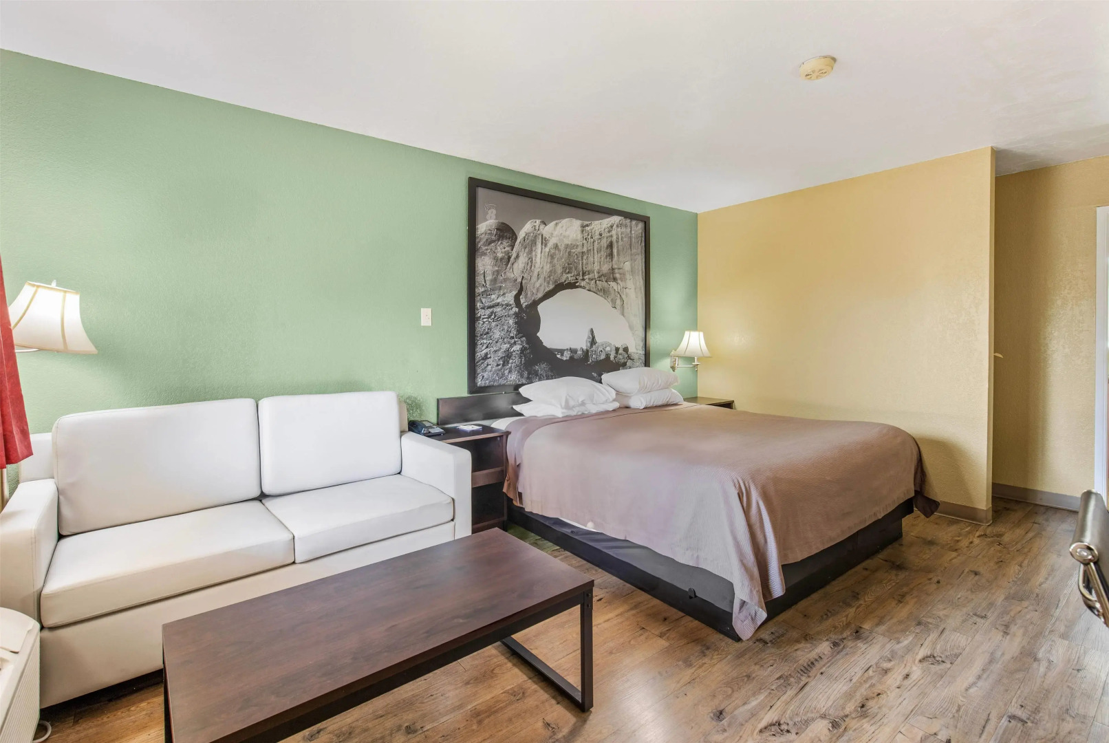 Super 8 by Wyndham St. George UT