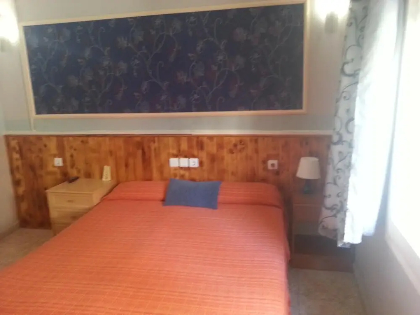 Hostal Isla Cristina Mataró