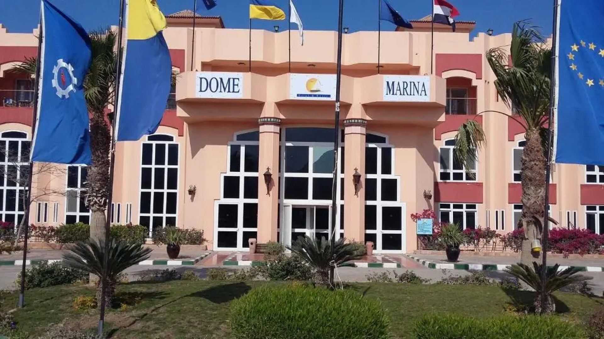 Dome Marina Hotel & Resort