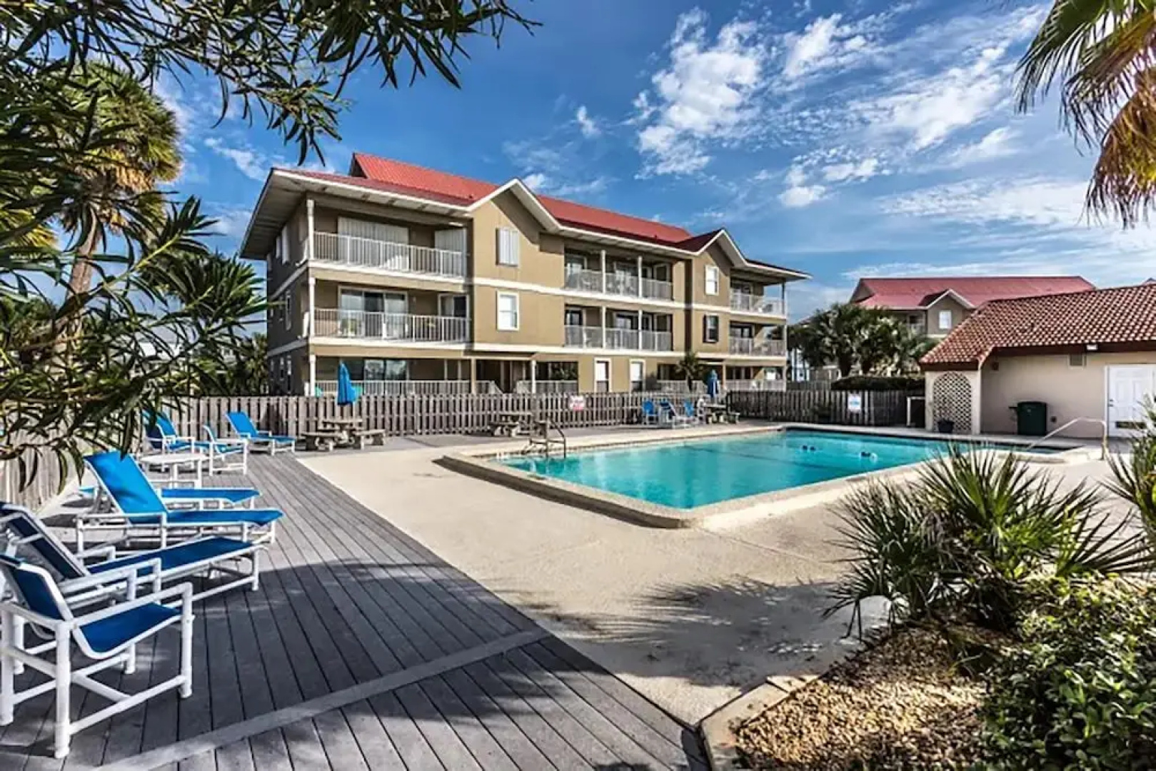 Sunset Harbor Palms 2-301