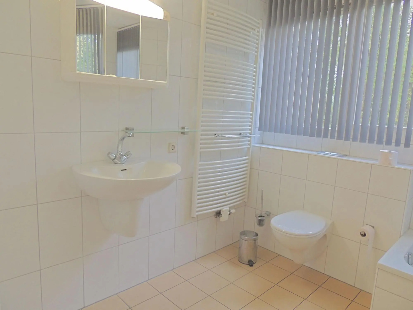 Spacious Villa in Hoenderloo