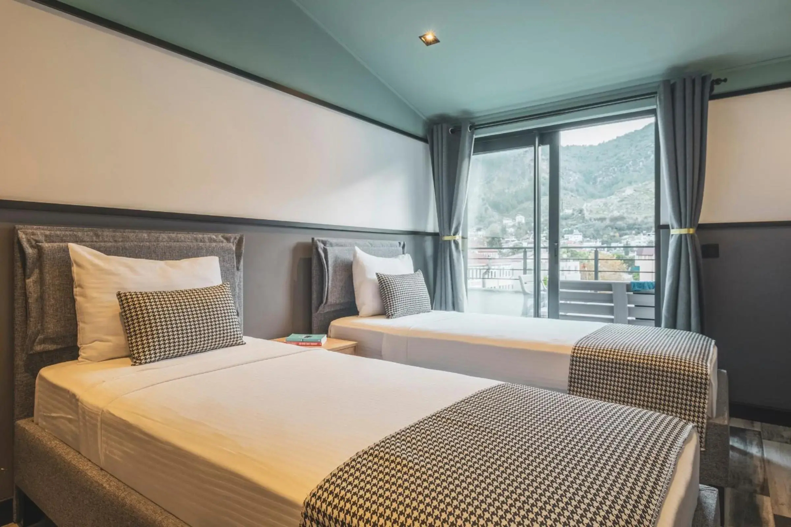 City Life Demir Hotel