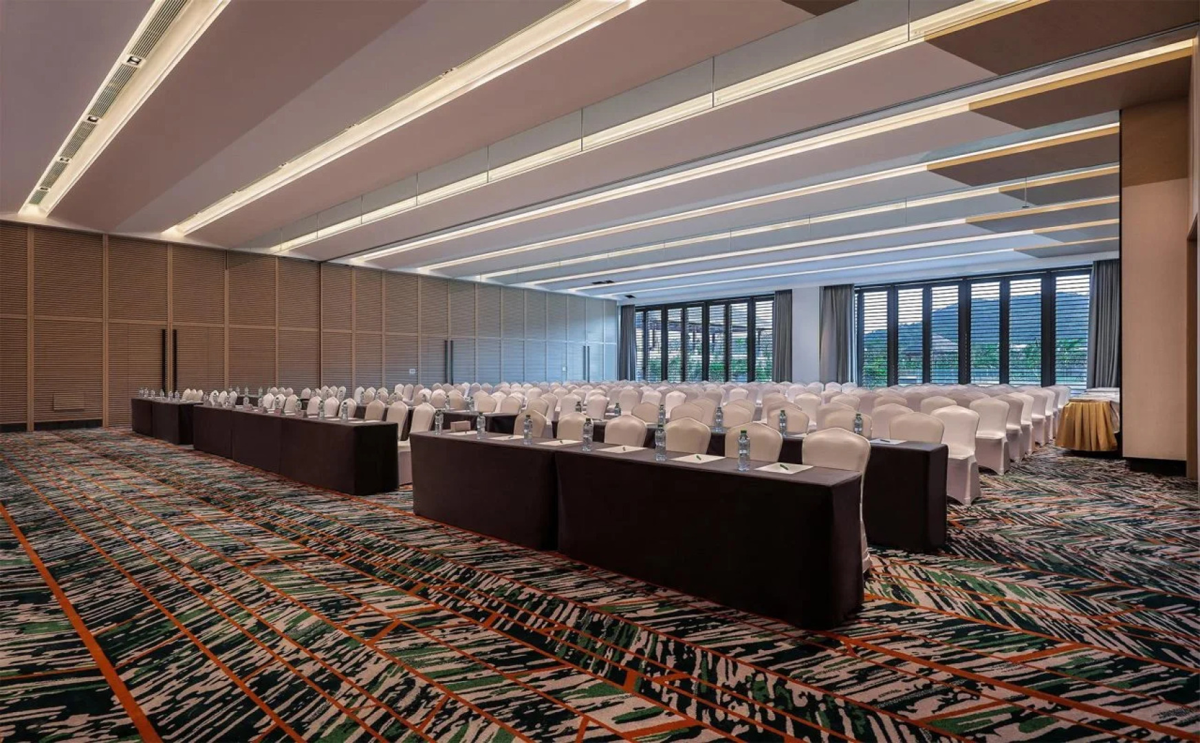 Holiday Inn Resort Qionghai Guantang by IHG