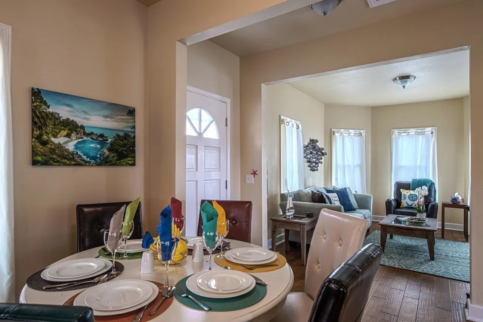 3729 Ocean Park Sanctuary