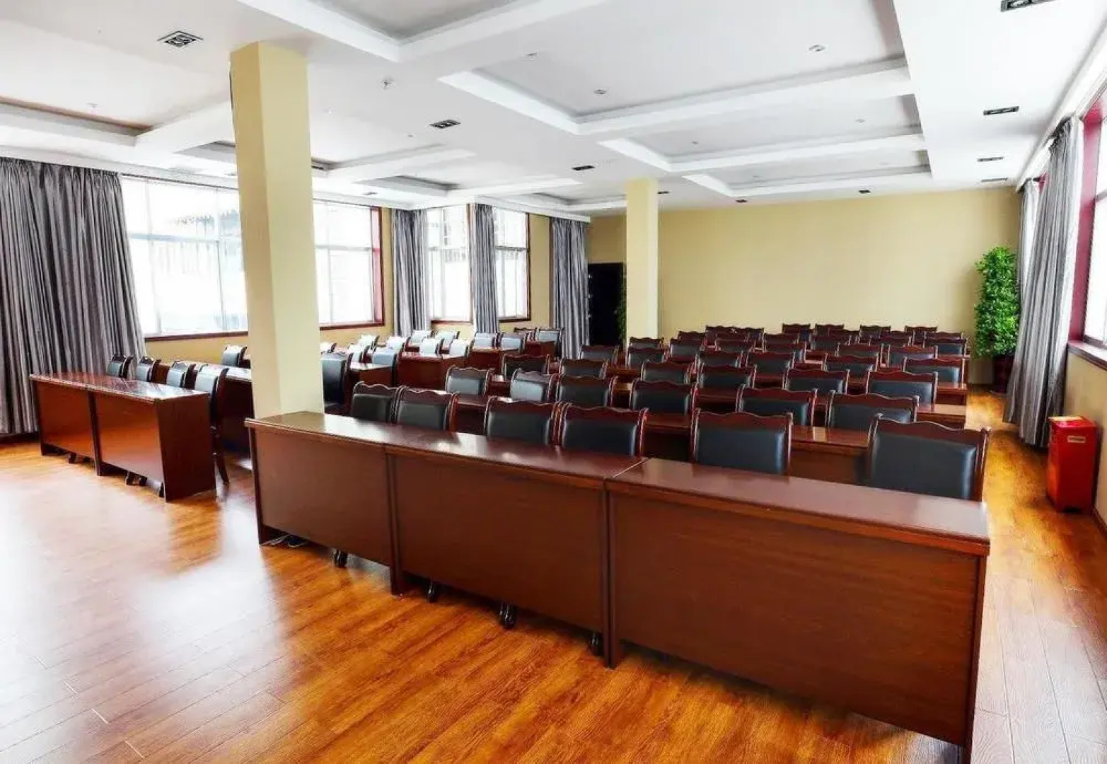 Century Sunshine Hotel