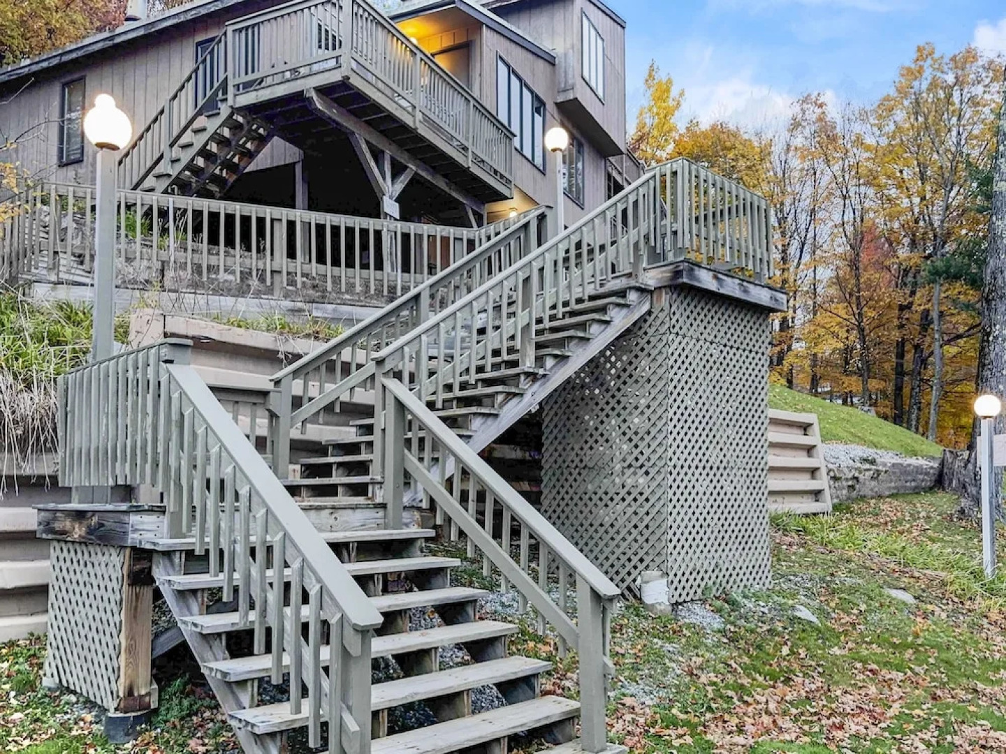 57 North Lynx 3 Bedroom Condo by RedAwning