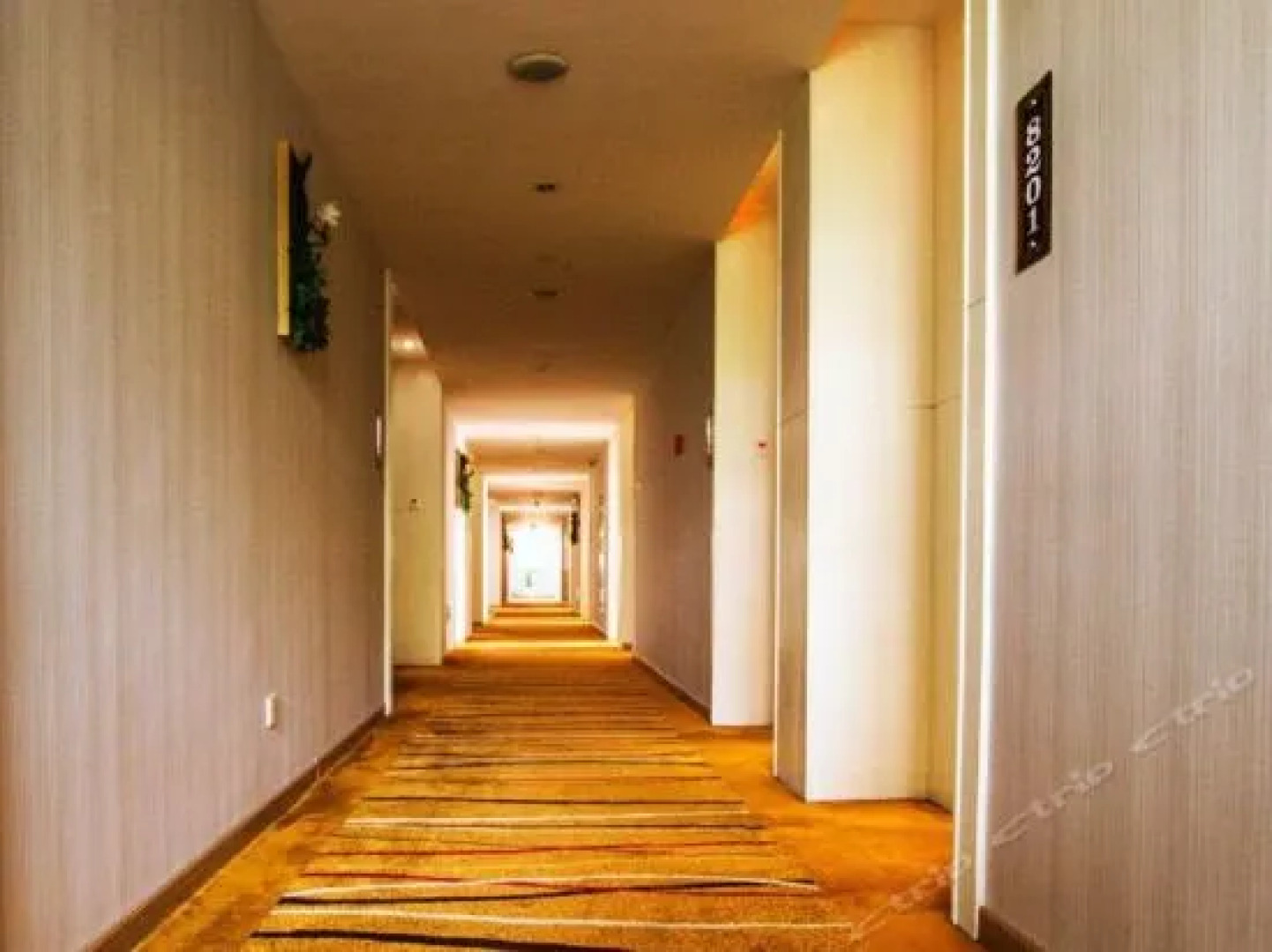 Hangzhou Wangjiajing Hotel