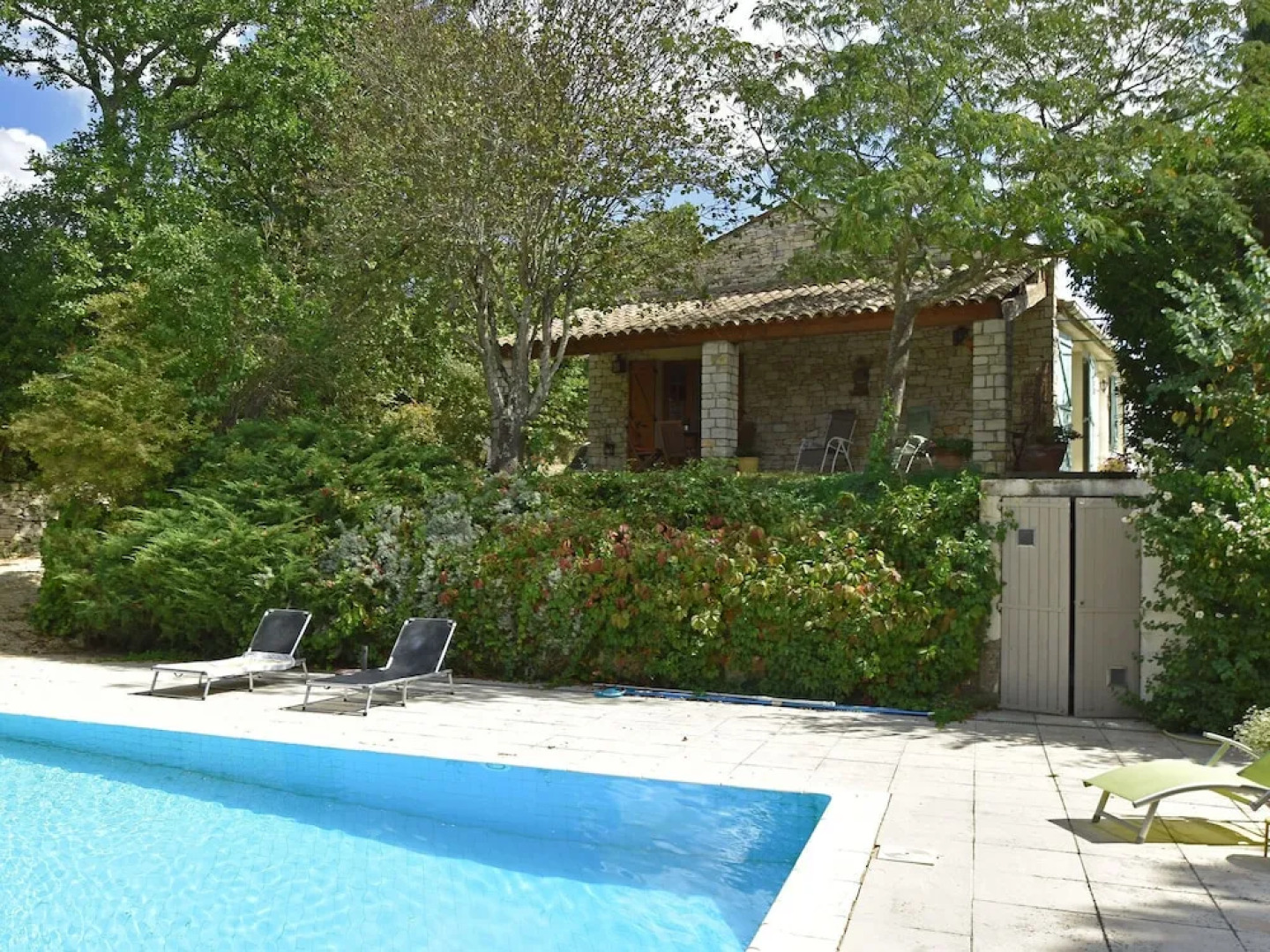 Modern Holiday Home in Languedoc-roussillon With Pool