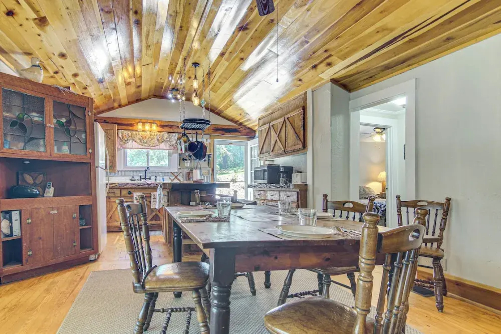 20-acre Cabin w/ Pond: 6 Mi to River Arts District