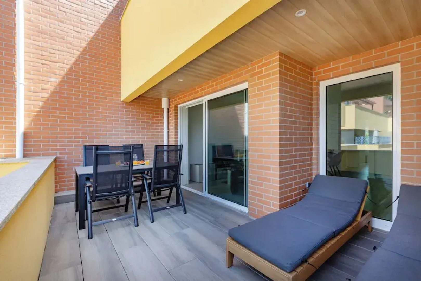 The Pine Flat with Pool at Furadouro