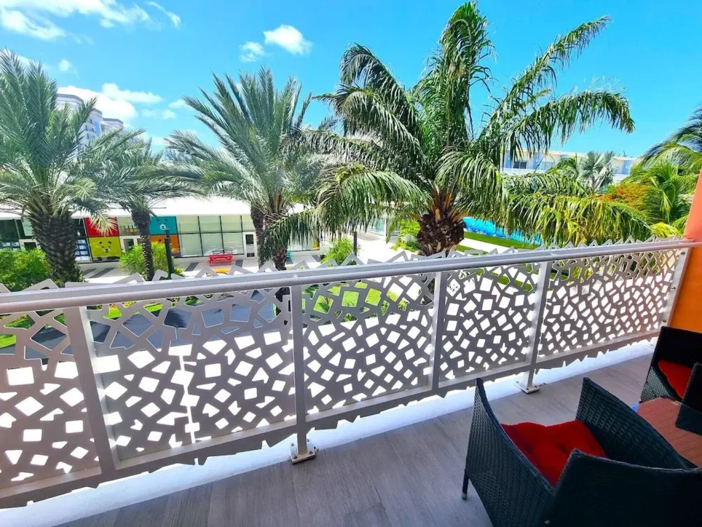 Cayman Luxury Rentals at The Grove