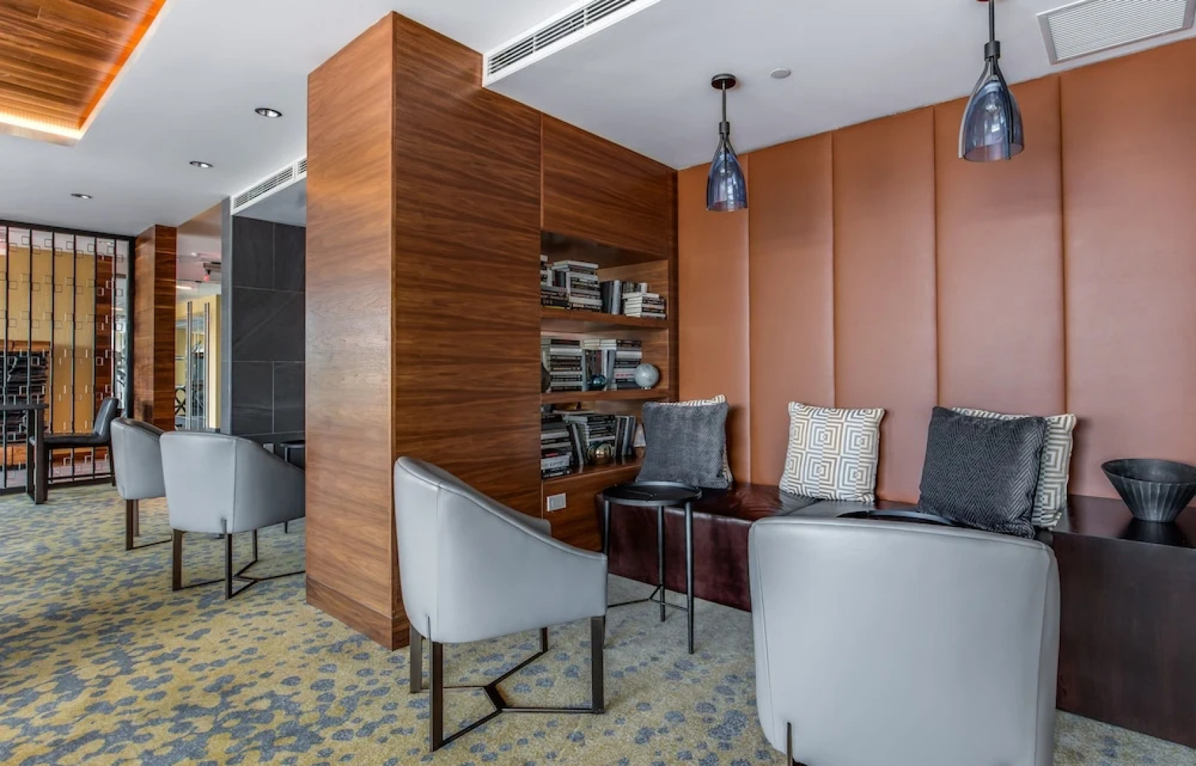 Global Luxury Suites at Longwood Medical Area