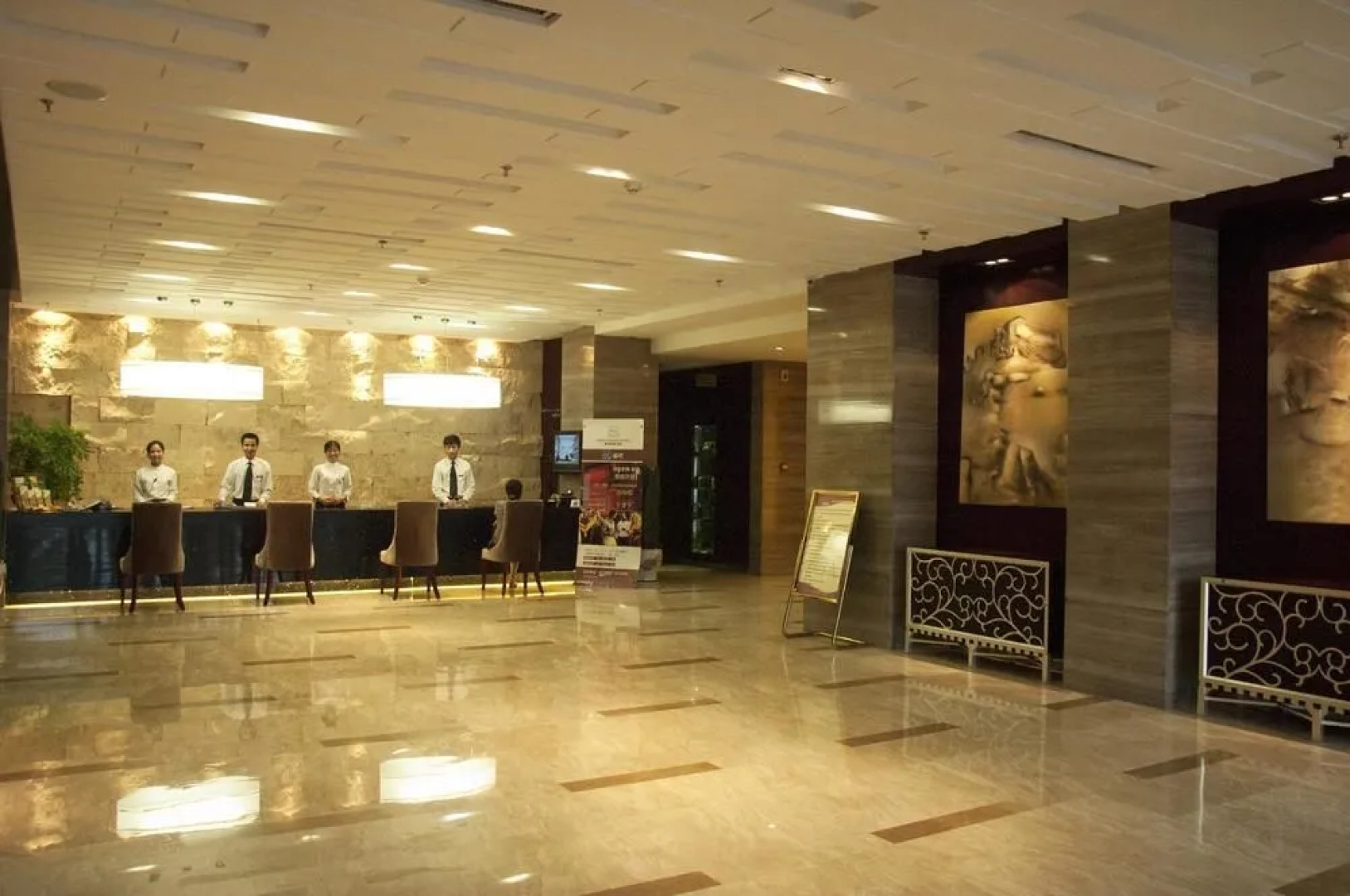 Biway Fashion Hotel - Puyang Daqing Road Branch