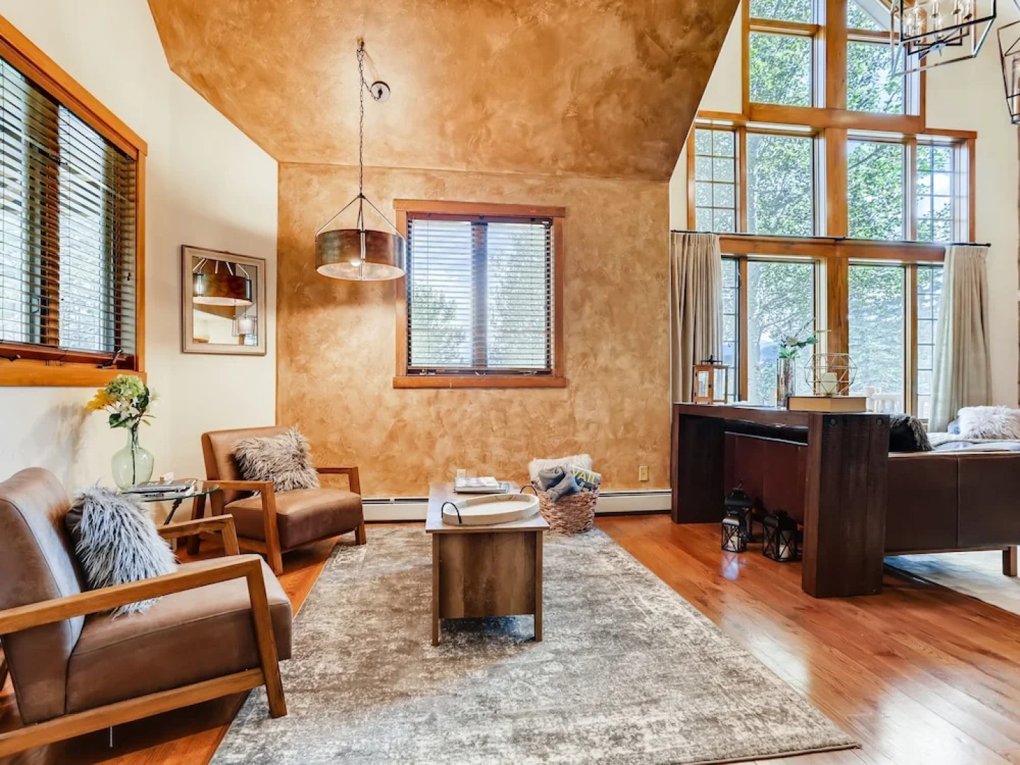 28953 Cathedral City - 5 Br Home