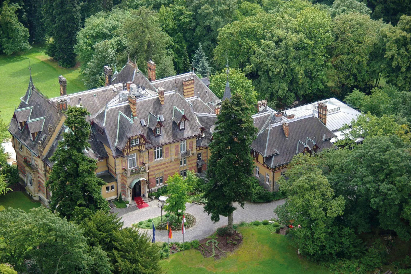 Villa Rothschild, an Autograph Collection Hotel