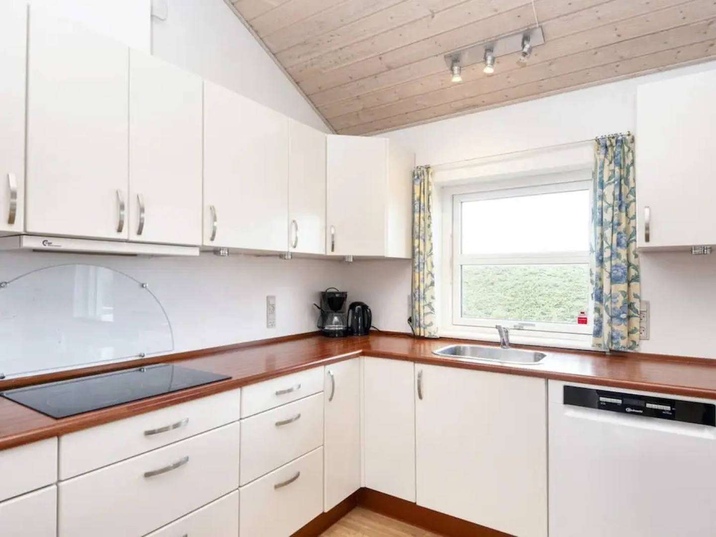 8 Person Holiday Home in Borkop