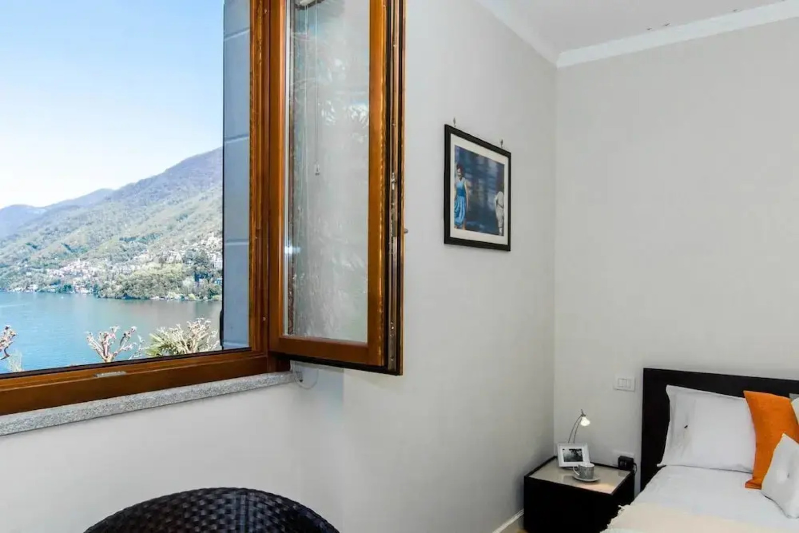 JOIVY Stylish Flat w/ Garden