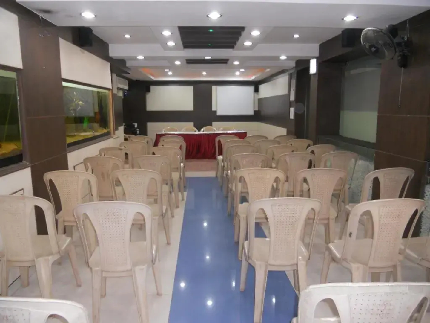 Aishwariya Park Hotel